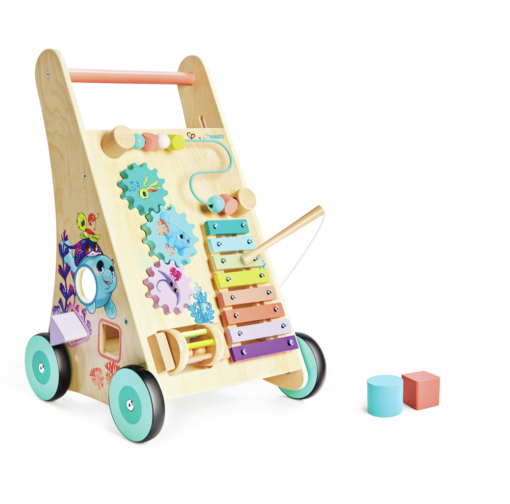 ANDADOR-ITI-HAPE-NURIA-CASAS1 Andador de madera Iti Hape diseñado junto a Núria y Arnau.