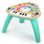 Mesa de actividades Magic Touch Hape con panel táctil de instrumentos.