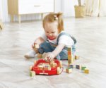 Juego de arrastre y construcción para niños a partir de 2 años: Hape E0487.
